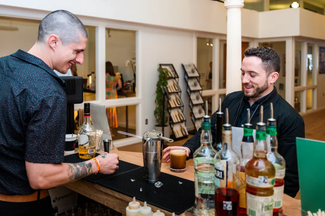 SXSW 2026 Attendee Guide: Free Shows, Austin Food Trucks, No-Car Routes